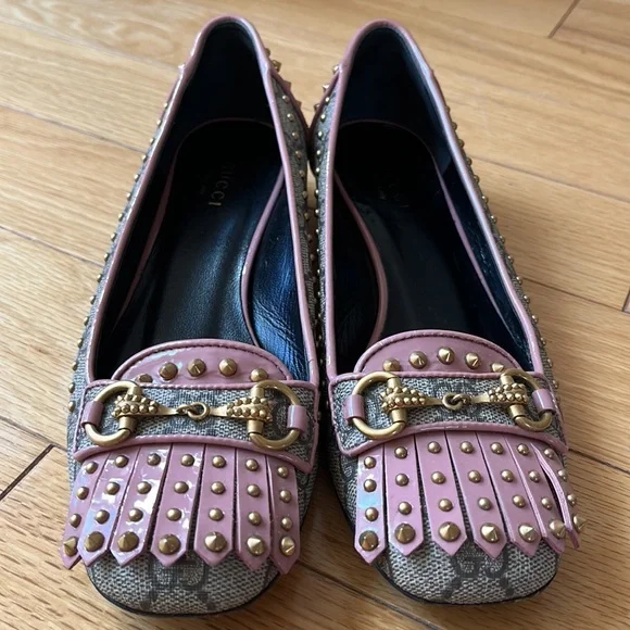 Authentic Gucci shoes - Picture 2 of 7